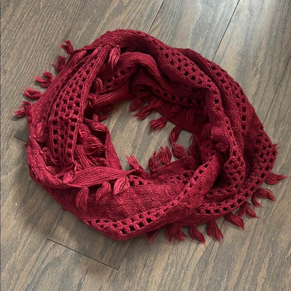 Red Knitted Fringe Circle Scarf